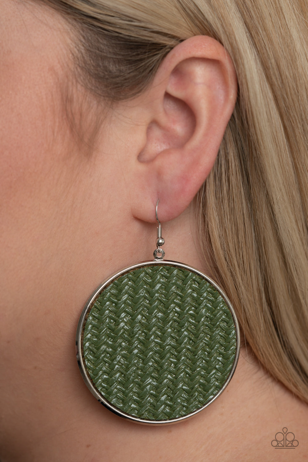 Paparazzi ♥ Wonderfully Woven - Green ♥  Earrings