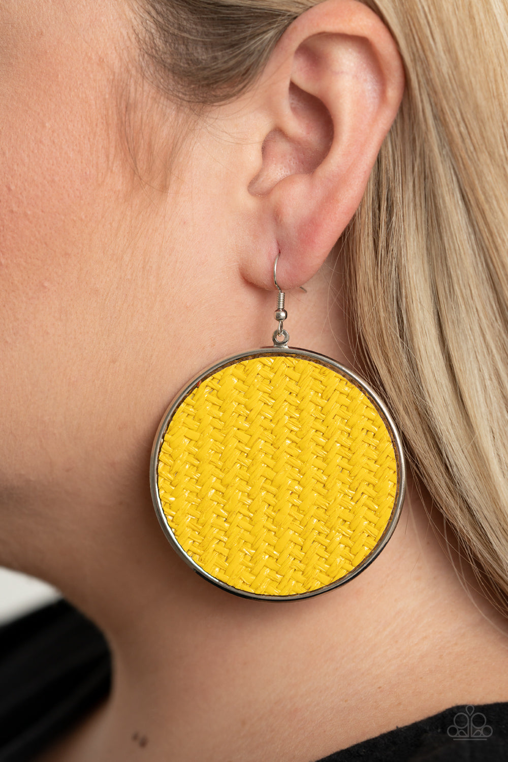 Paparazzi ♥ Wonderfully Woven - Yellow ♥  Earrings