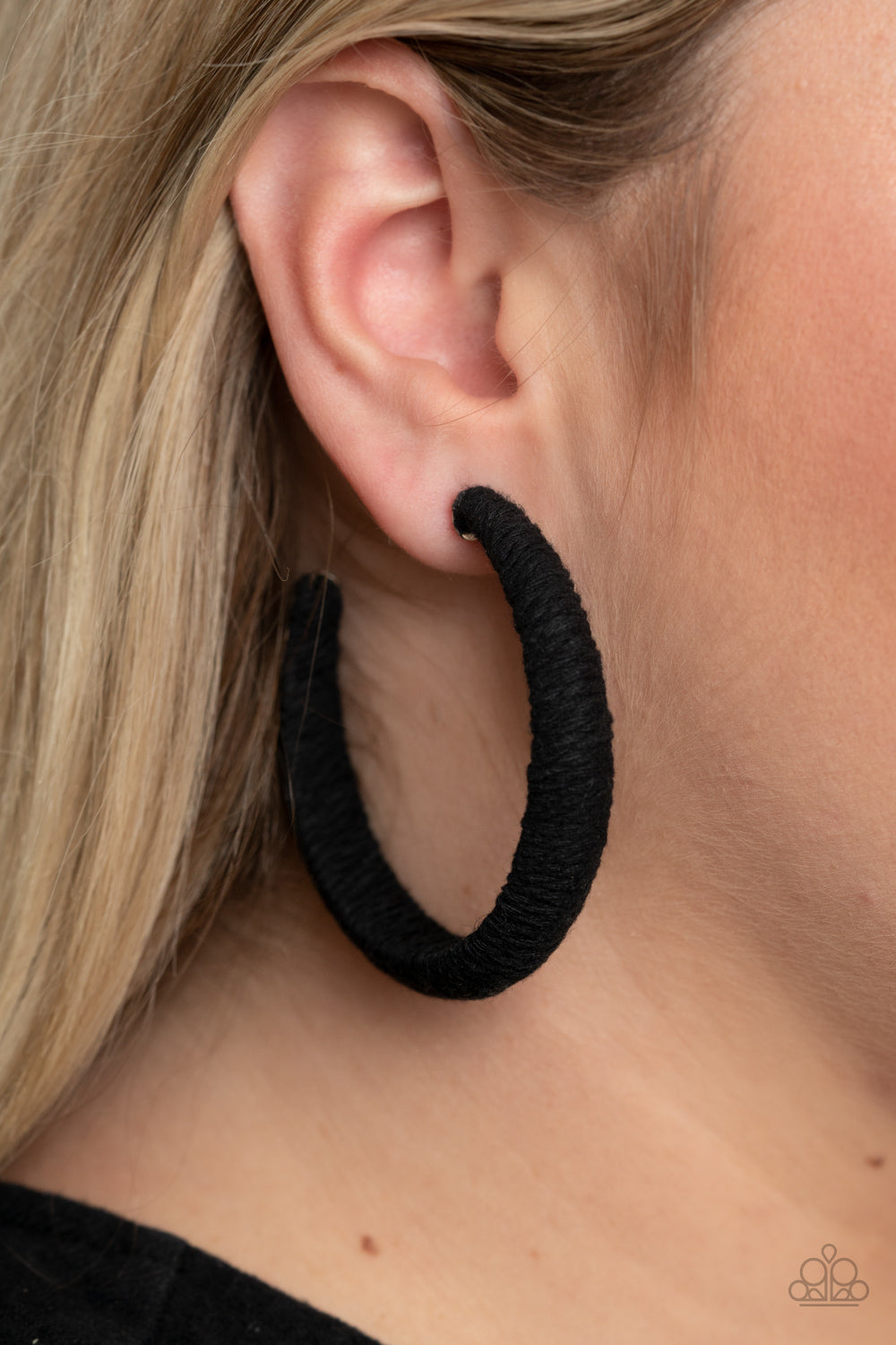 Paparazzi ♥ TWINE and Dine - Black ♥  Earrings
