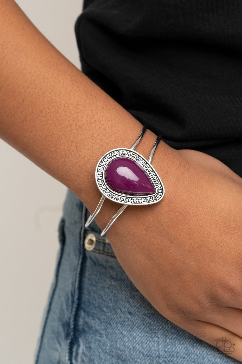 Paparazzi ♥ Over The Top Pop - Purple ♥  Bracelet