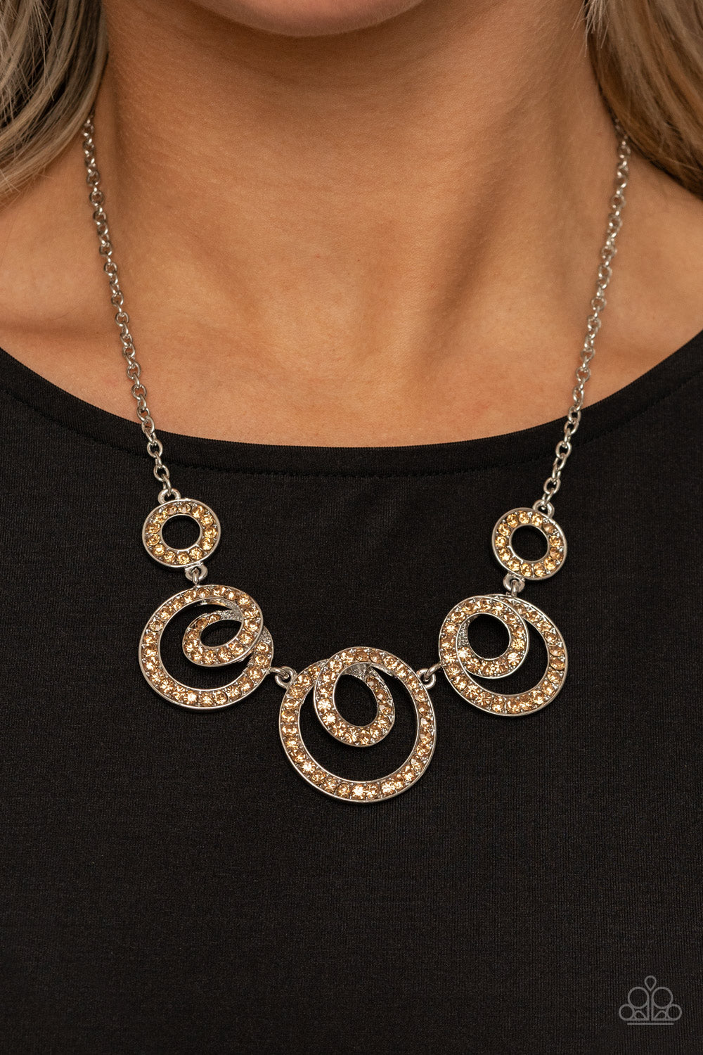 Paparazzi ♥ Total Head-Turner - Brown ♥  Necklace