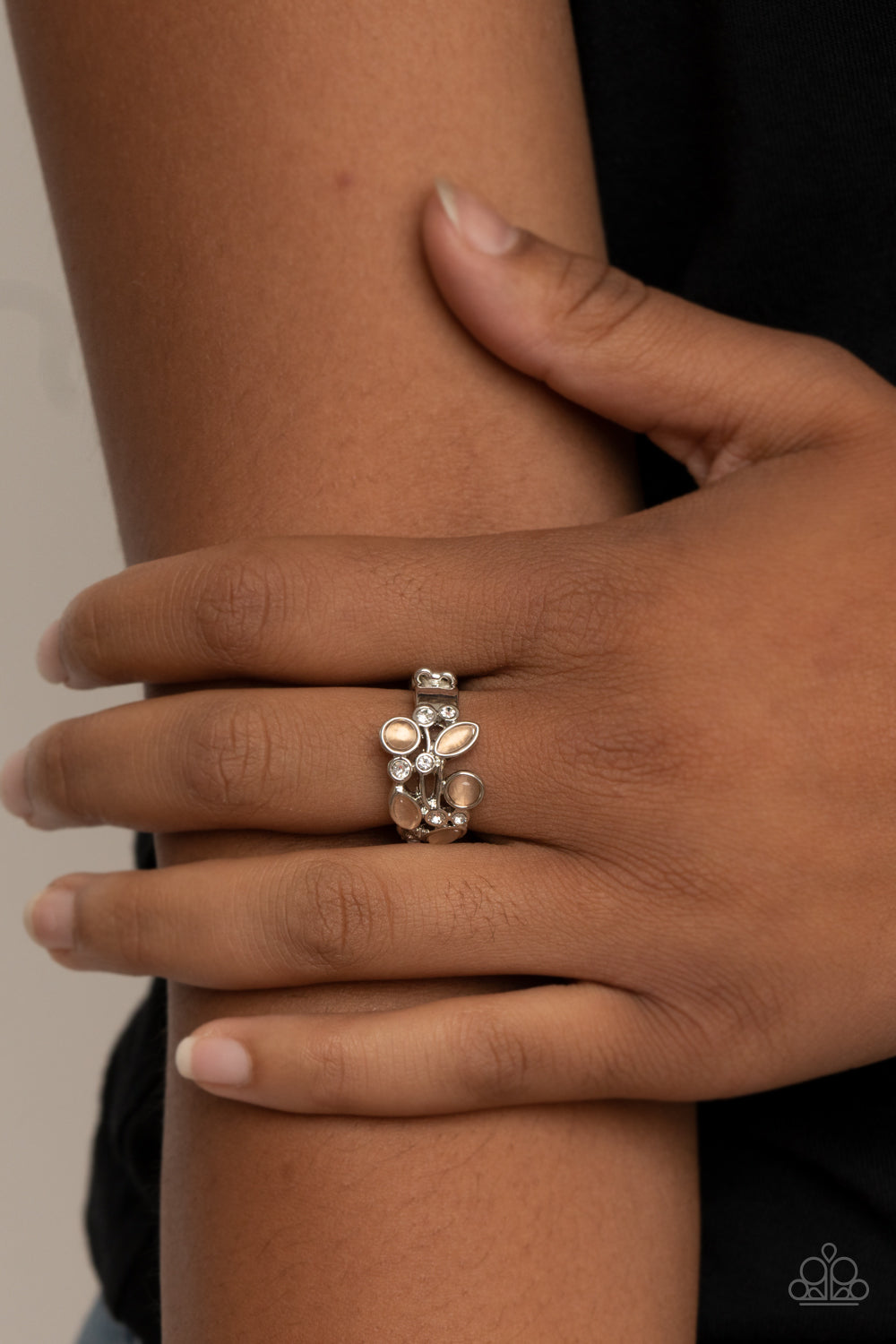 Paparazzi ♥ Leafy Luster - Orange ♥  Ring