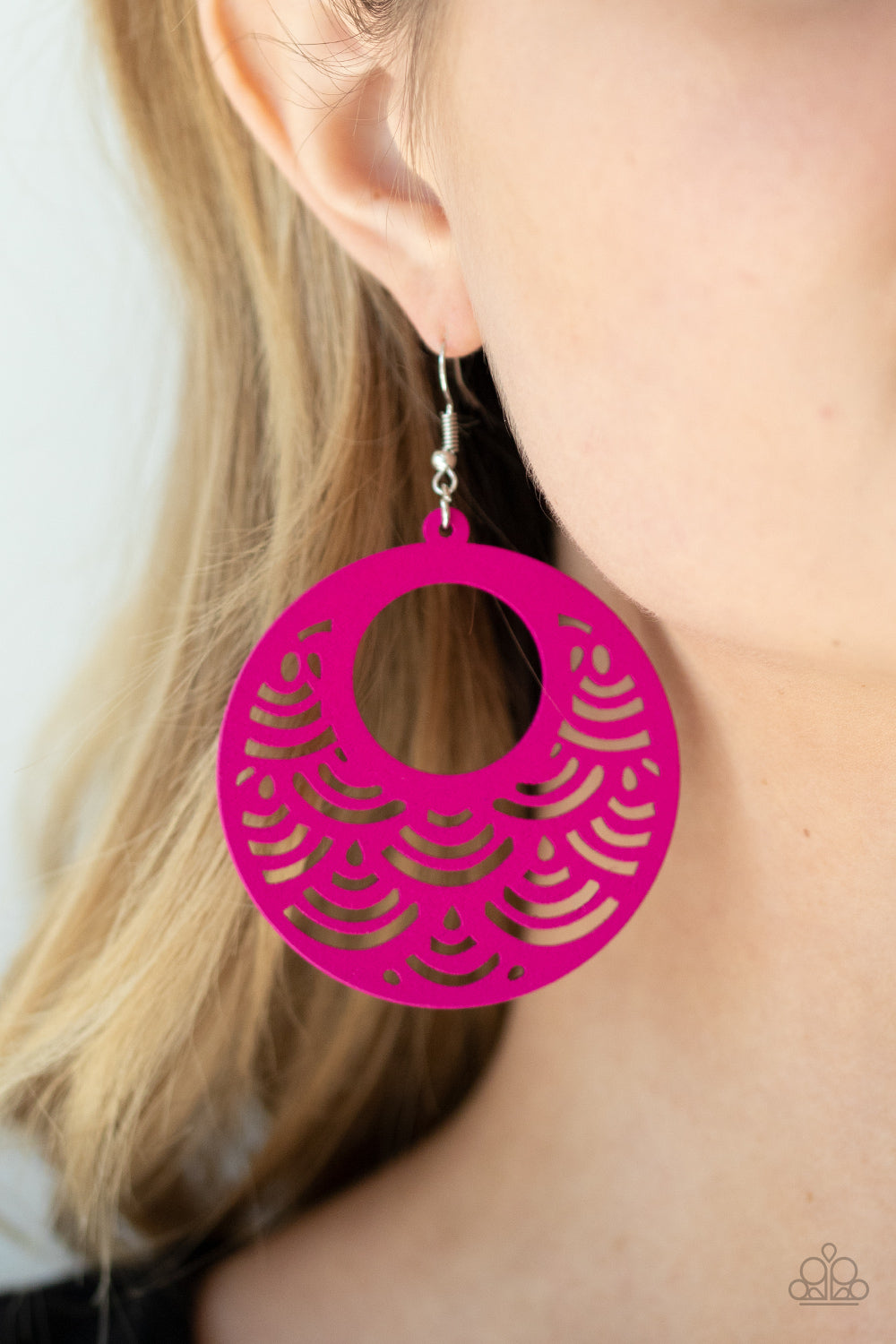 Paparazzi ♥ SEA Le Vie! - Pink ♥  Earrings