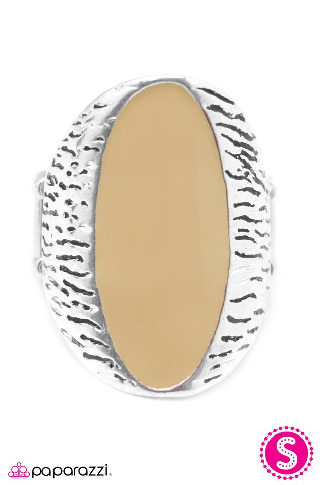 Paparazzi ♥ Not To Be Outdone - Brown ♥ Ring