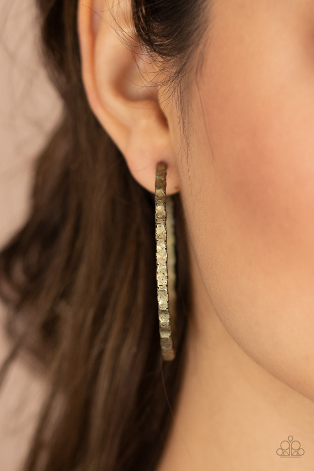 Paparazzi ♥ Grungy Grit - Brass ♥  Earrings