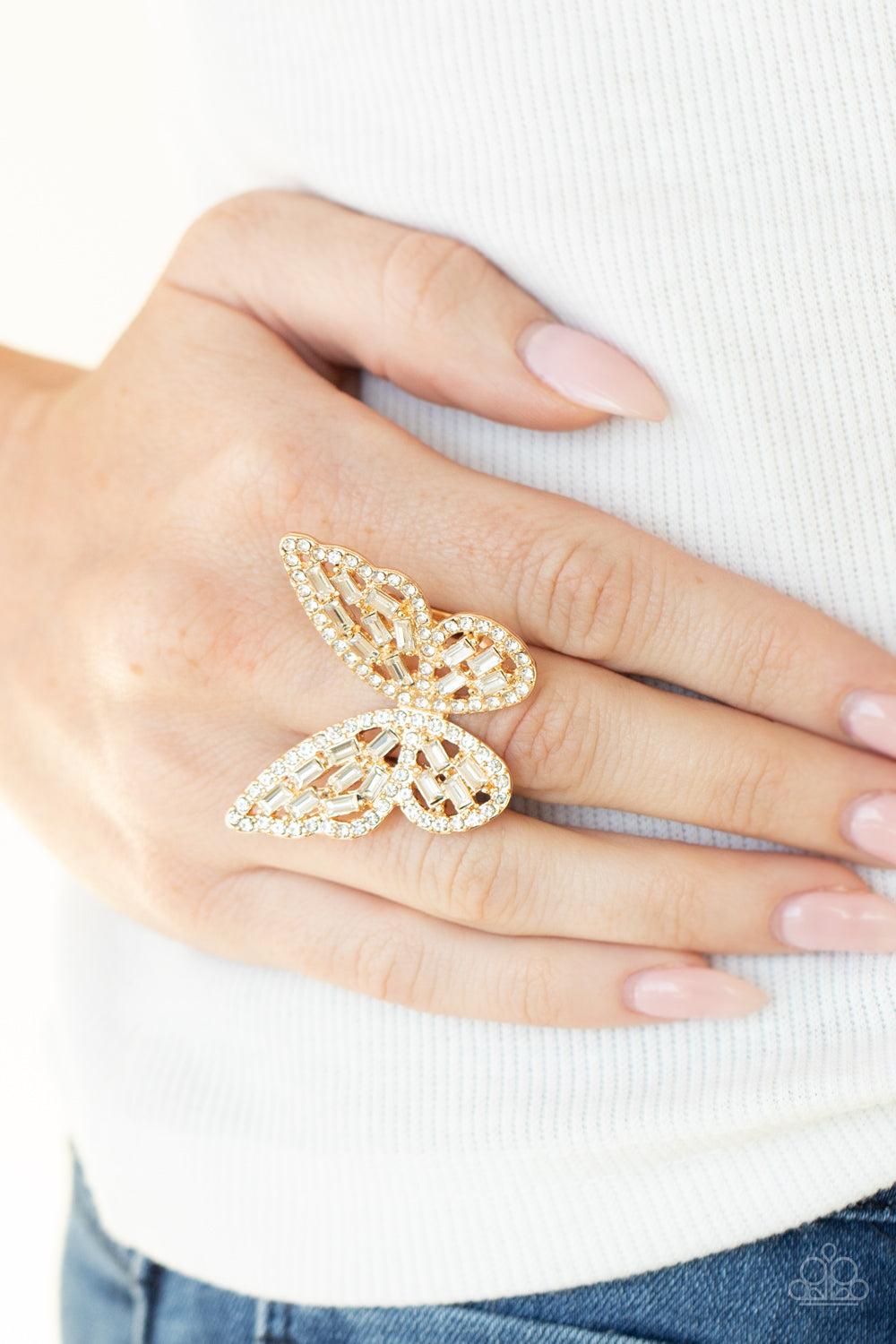 Paparazzi ♥ Flauntable Flutter - Gold ♥  Ring