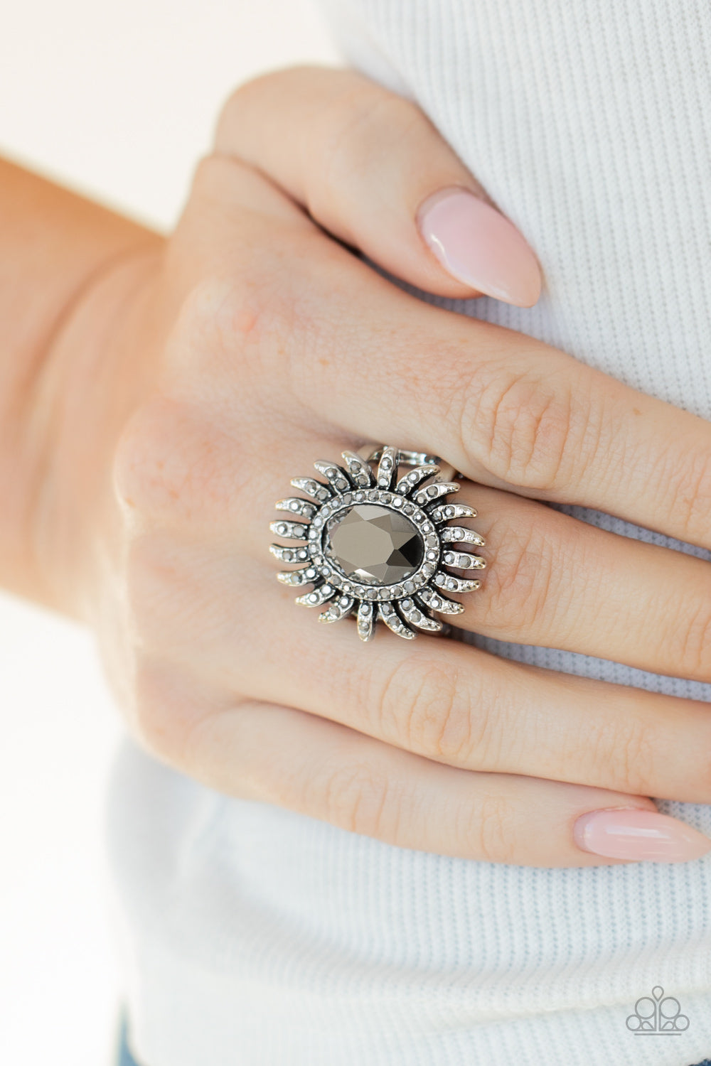 Paparazzi ♥ Ultra Luxe - Silver ♥  Ring