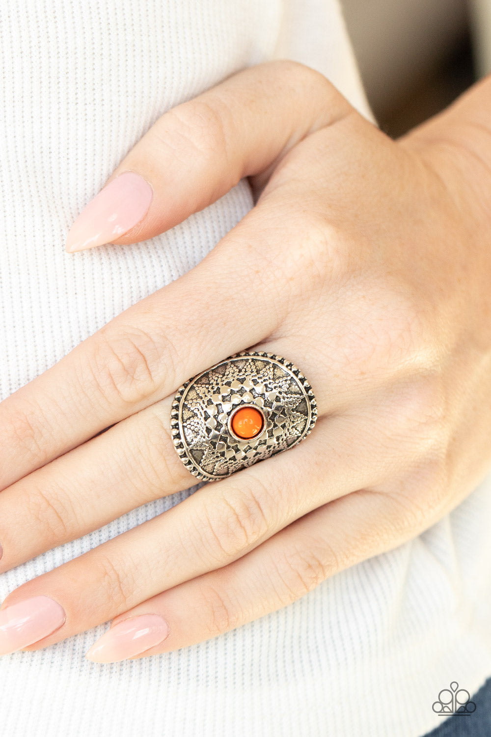Paparazzi ♥ Mojave Rays - Orange ♥  Ring