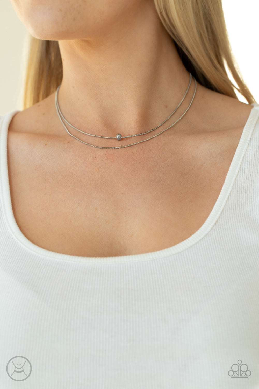 Paparazzi ♥ Super Slim - Silver ♥  Necklace