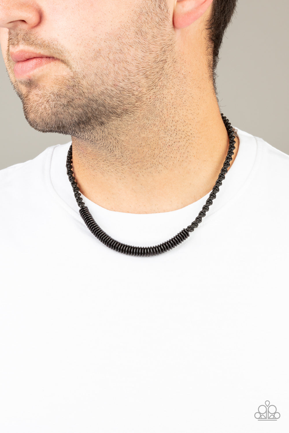 Paparazzi ♥ Plainly Primal - Black ♥  Necklace