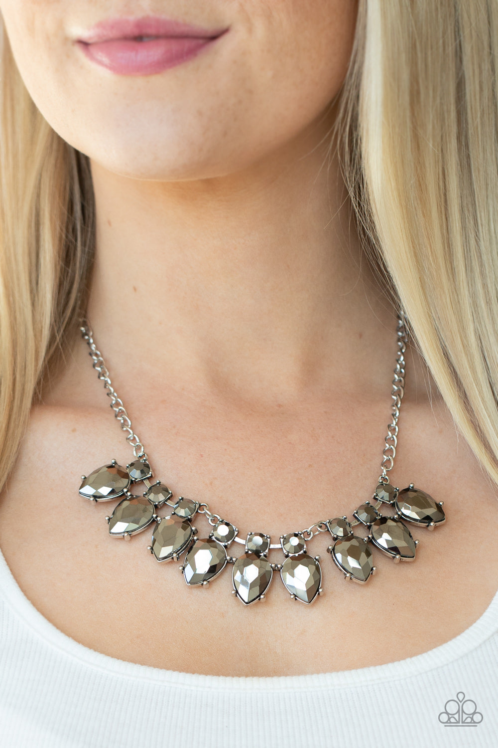 Paparazzi ♥ Extra Enticing - Silver ♥  Necklace