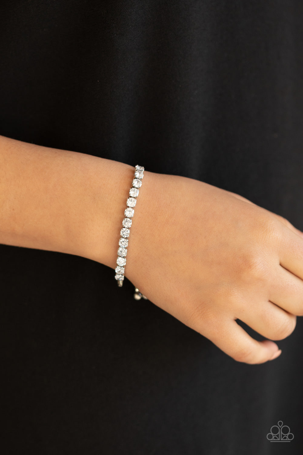 Paparazzi ♥ Red Carpet Rival - White ♥  Bracelet