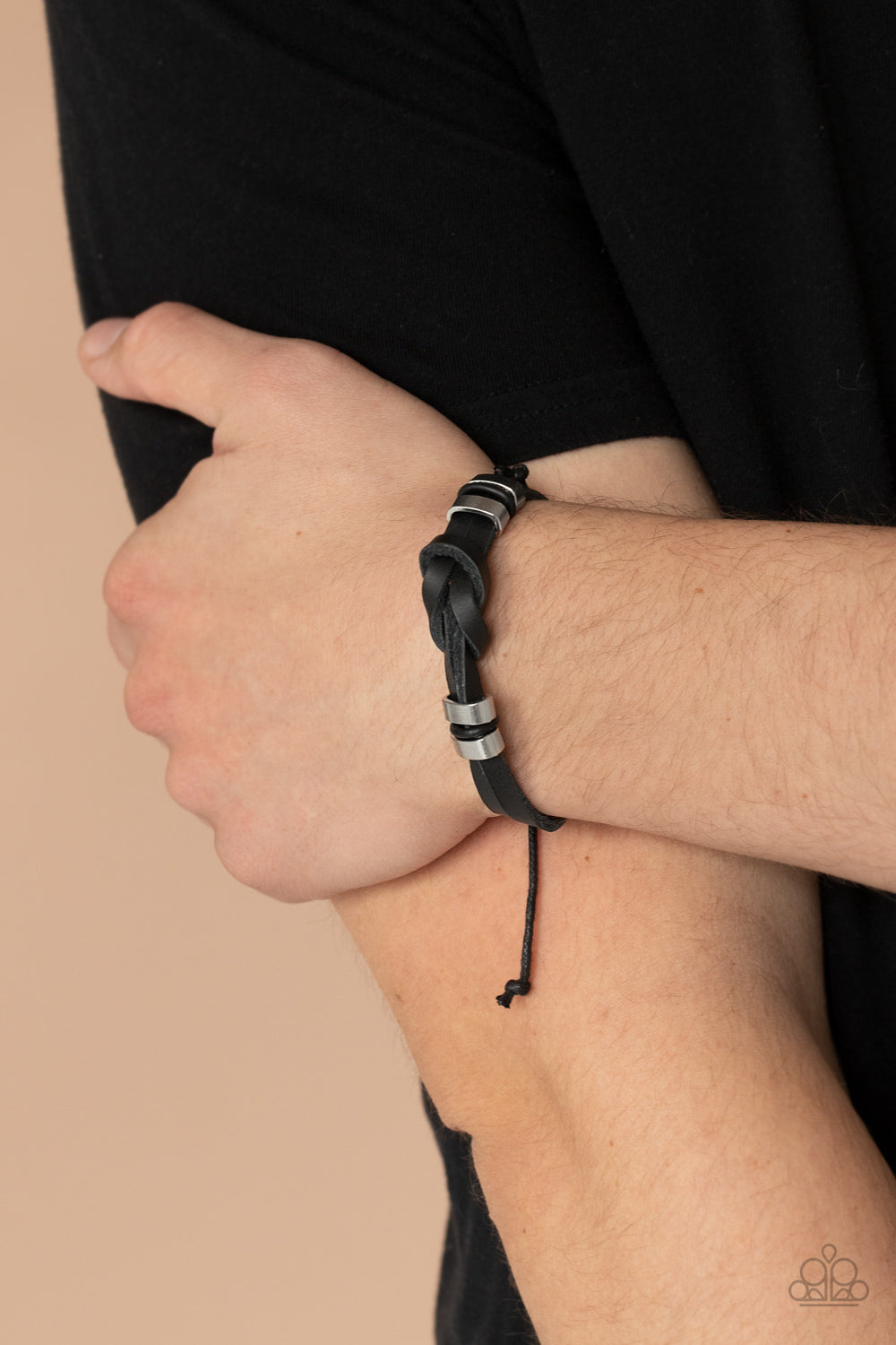 Paparazzi ♥ Like It Or KNOT - Black ♥  Bracelet