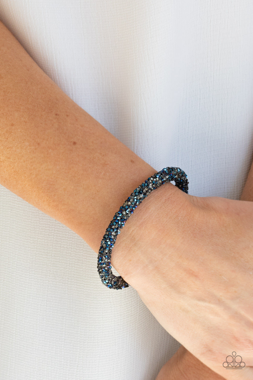 Paparazzi ♥ Roll Out The Glitz - Multi ♥  Bracelet