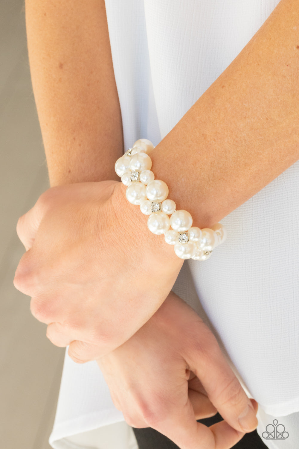 Paparazzi ♥ Flirt Alert - White ♥  Bracelet