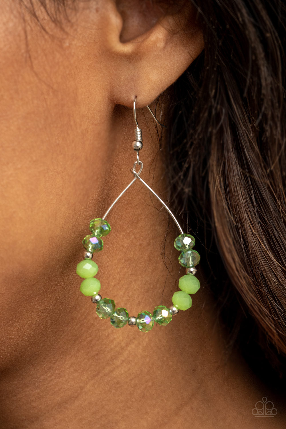 Paparazzi ♥ Wink Wink - Green ♥  Earrings