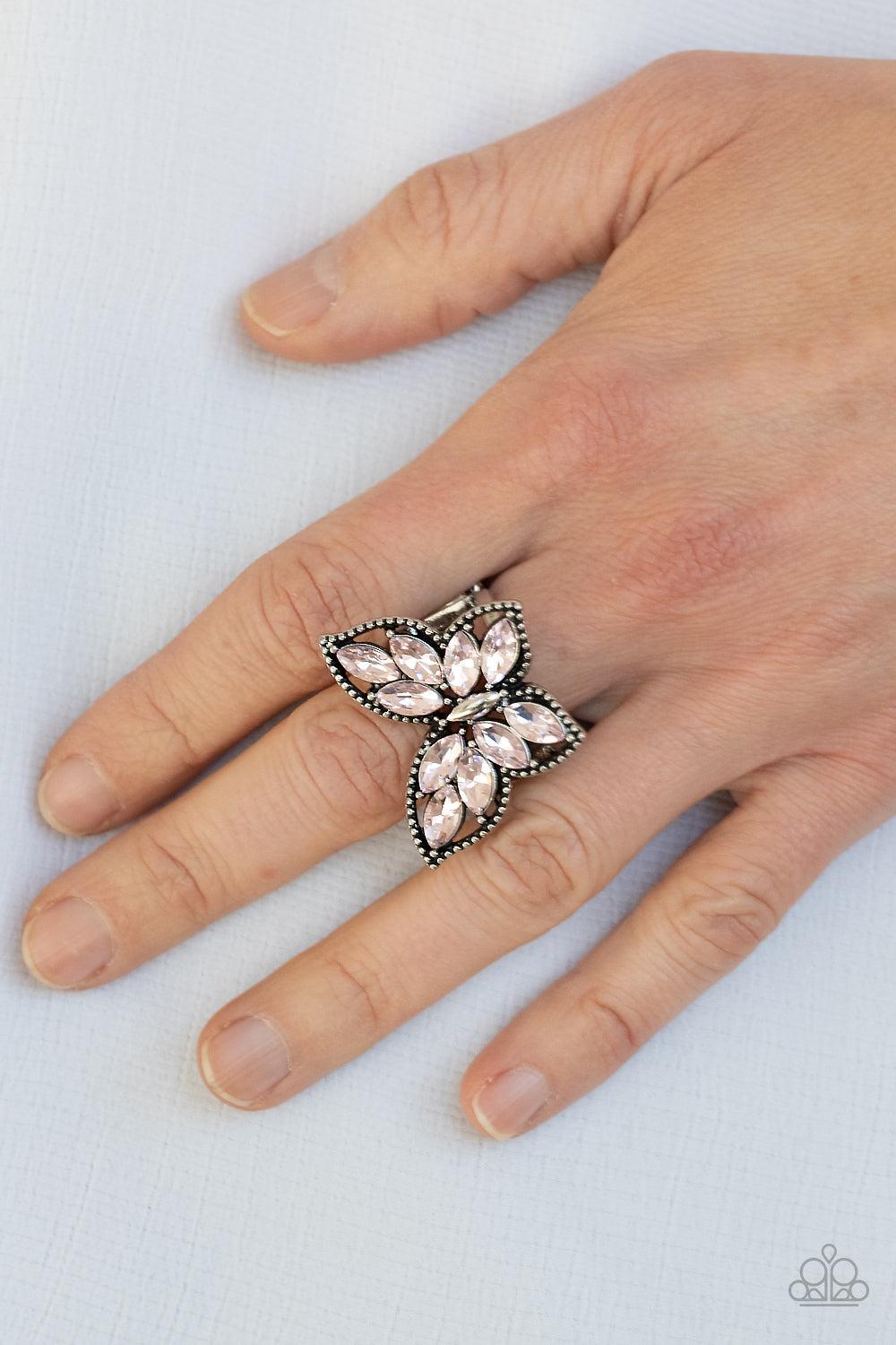 Paparazzi ♥ Fluttering Fashionista - Pink ♥  Ring