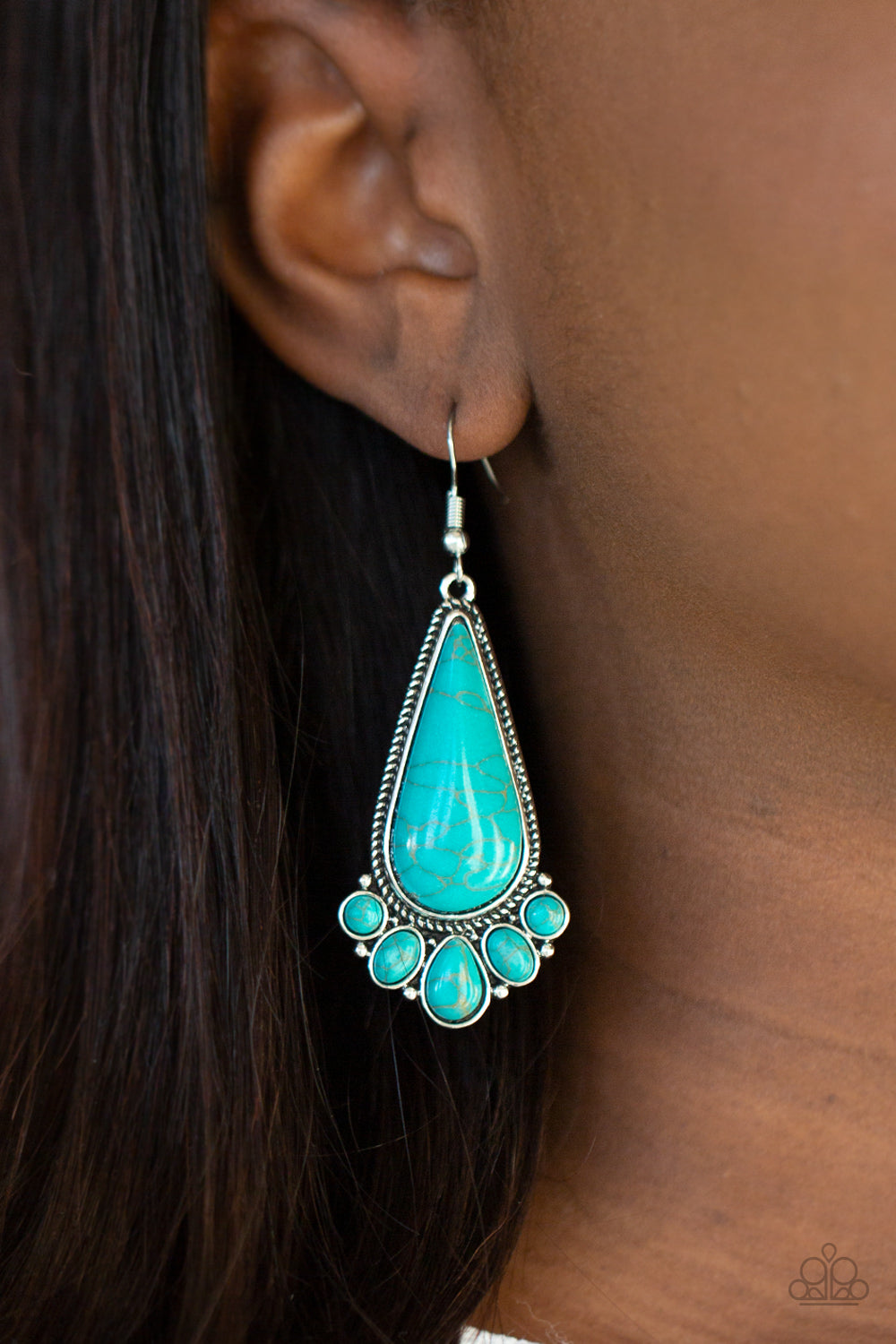 Paparazzi ♥ Rural Recluse - Blue ♥  Earrings