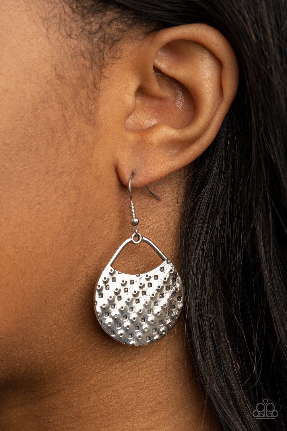 Paparazzi ♥ Im Sensing a Pattern Here - Silver ♥  Earrings