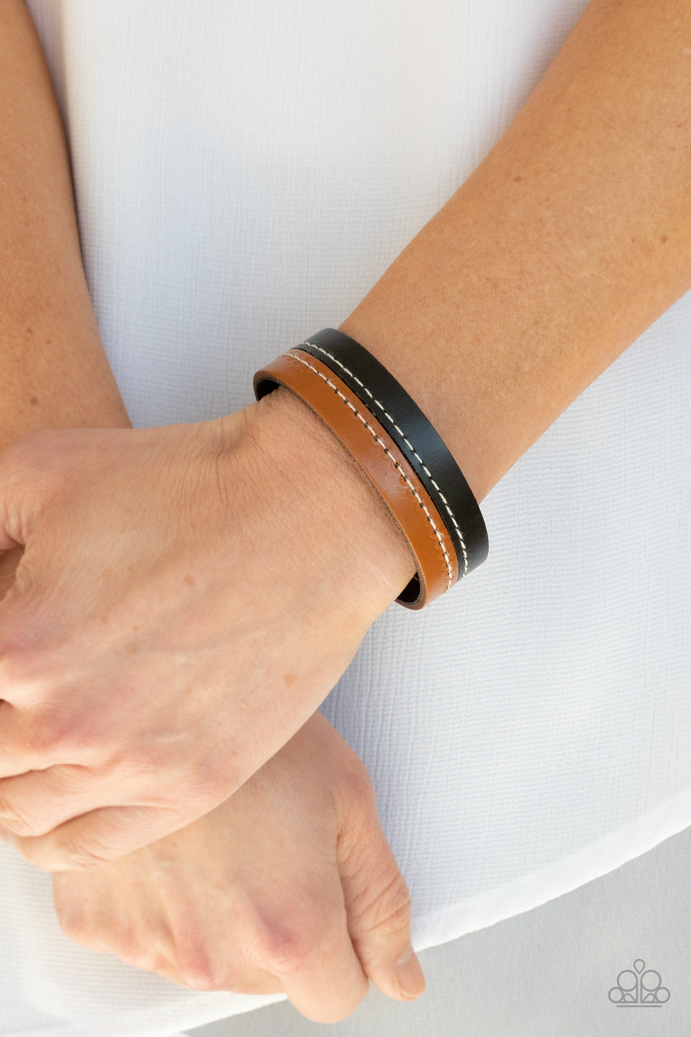 Paparazzi ♥ Simply Safari - Black ♥  Bracelet