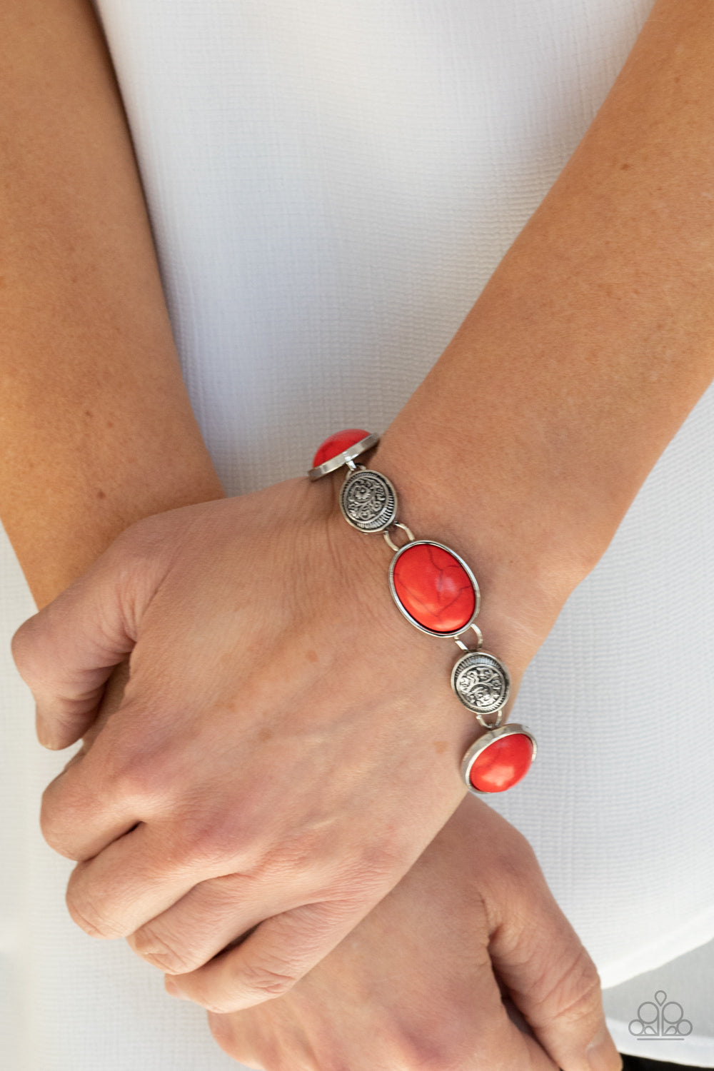 Paparazzi ♥ Cactus Country - Red ♥  Bracelet