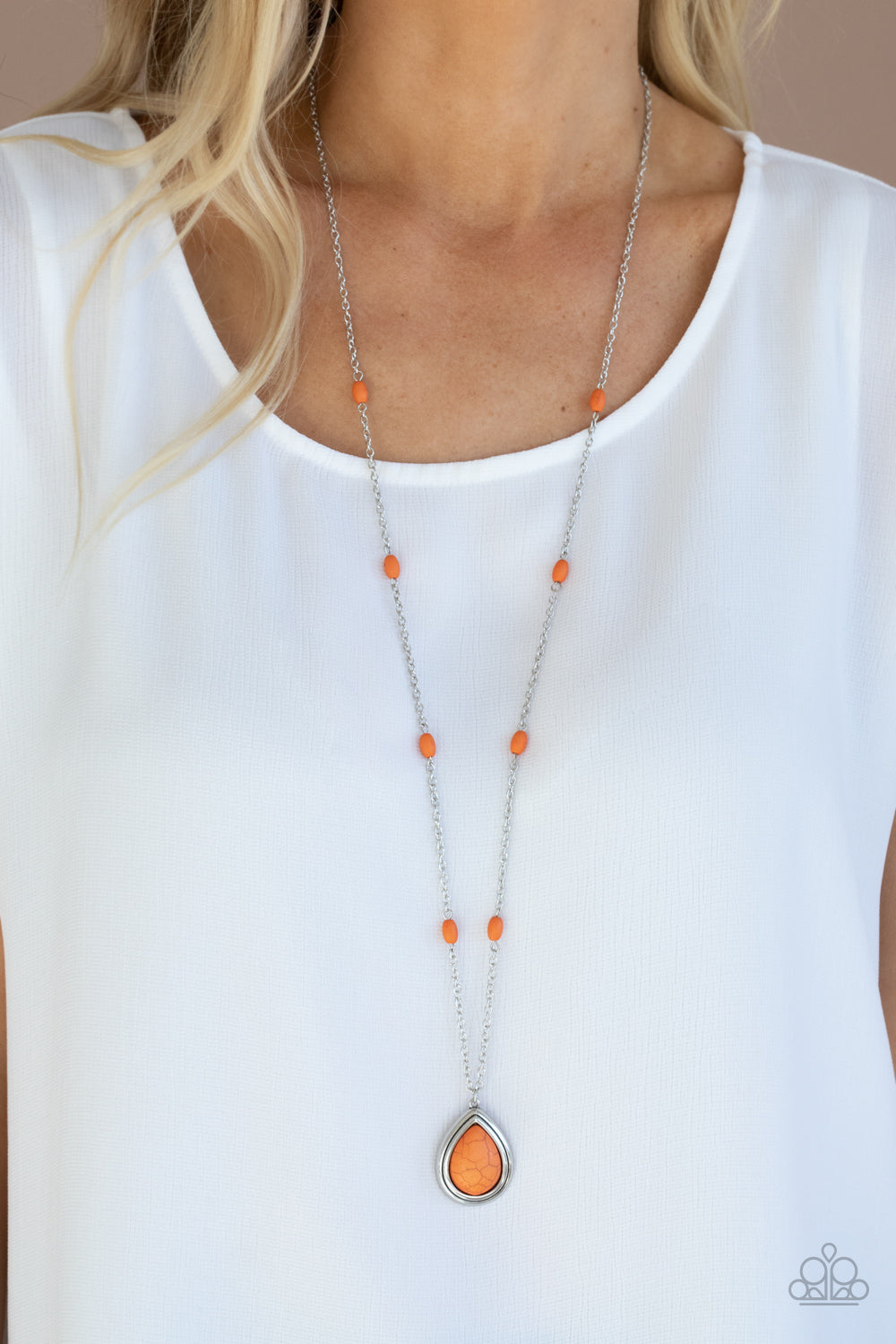 Paparazzi ♥ Go Tell It On The MESA - Orange ♥  Necklace