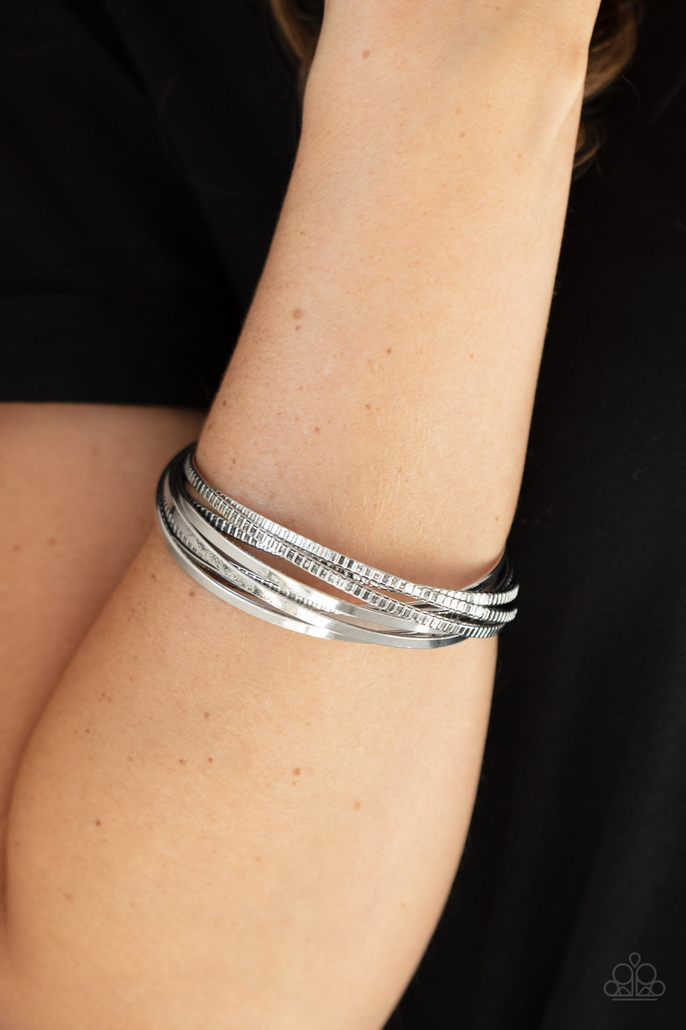 Paparazzi ♥ Trending in Tread - Silver ♥  Bracelet
