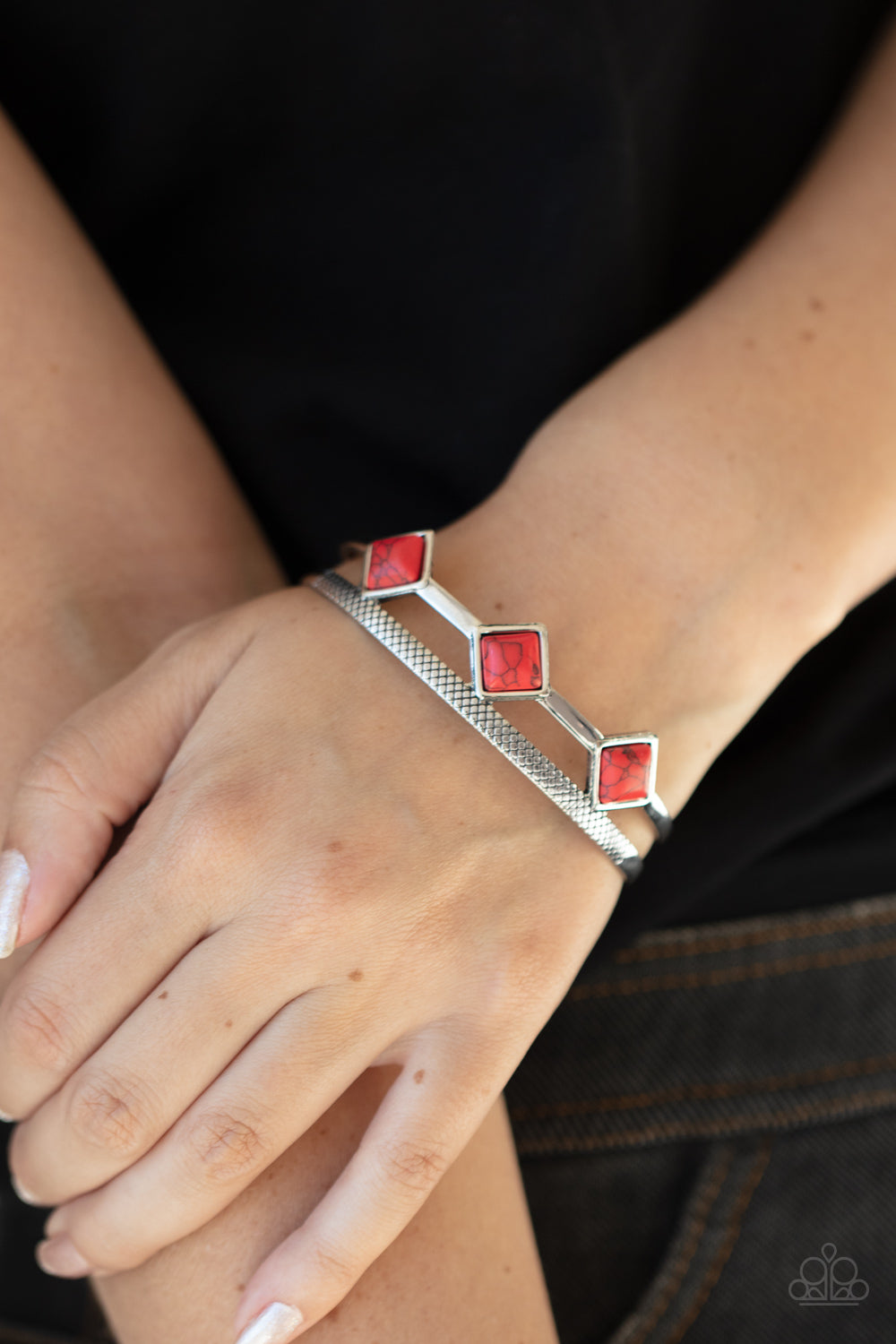 Paparazzi ♥ Adobe Ascension - Red ♥  Bracelet