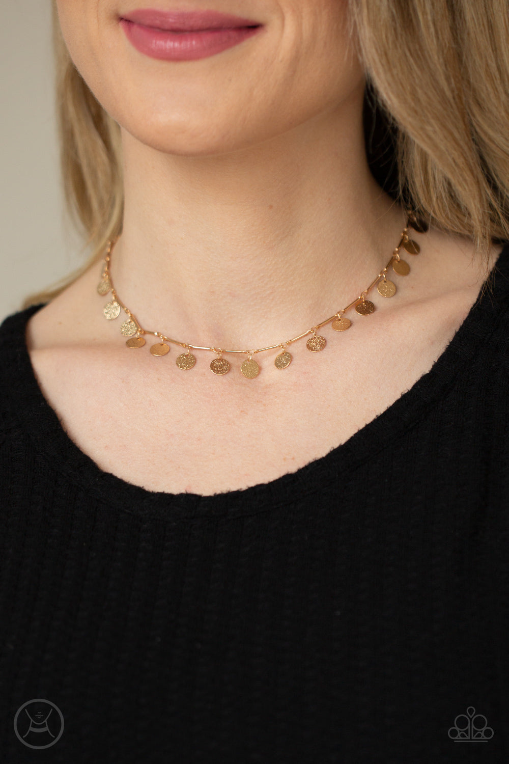 Paparazzi ♥ Musically Minimalist - Gold ♥  Necklace