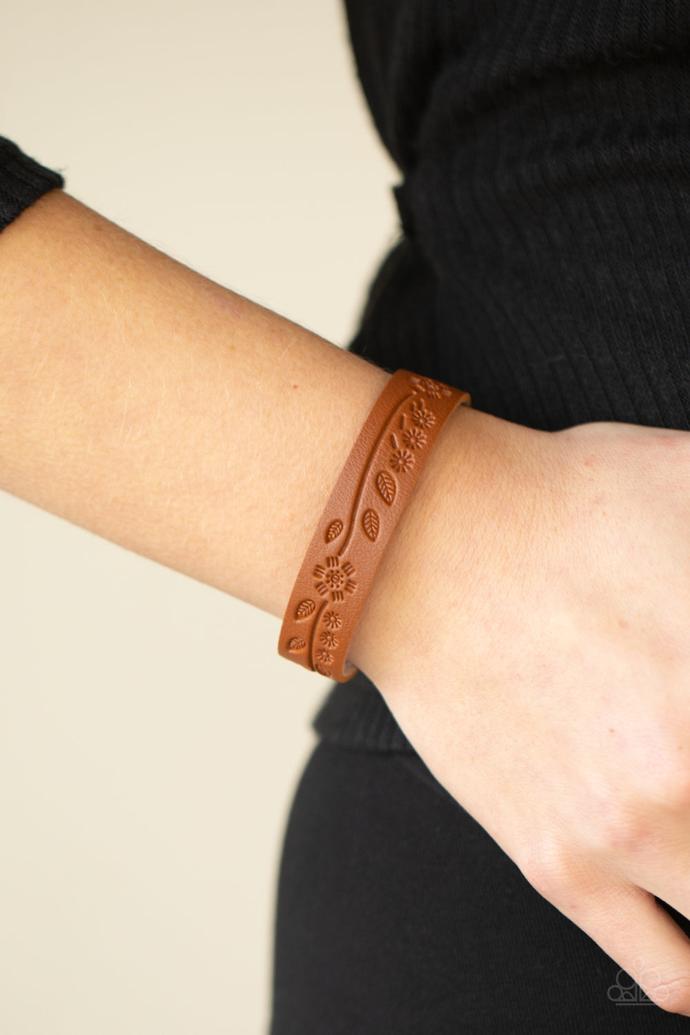 rural-equinox-brown-p9ur-bnxx-539xx