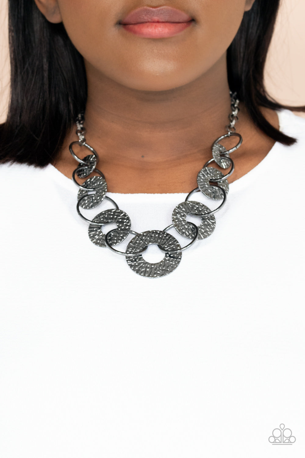 Paparazzi ♥ Industrial Envy - Black ♥  Necklace