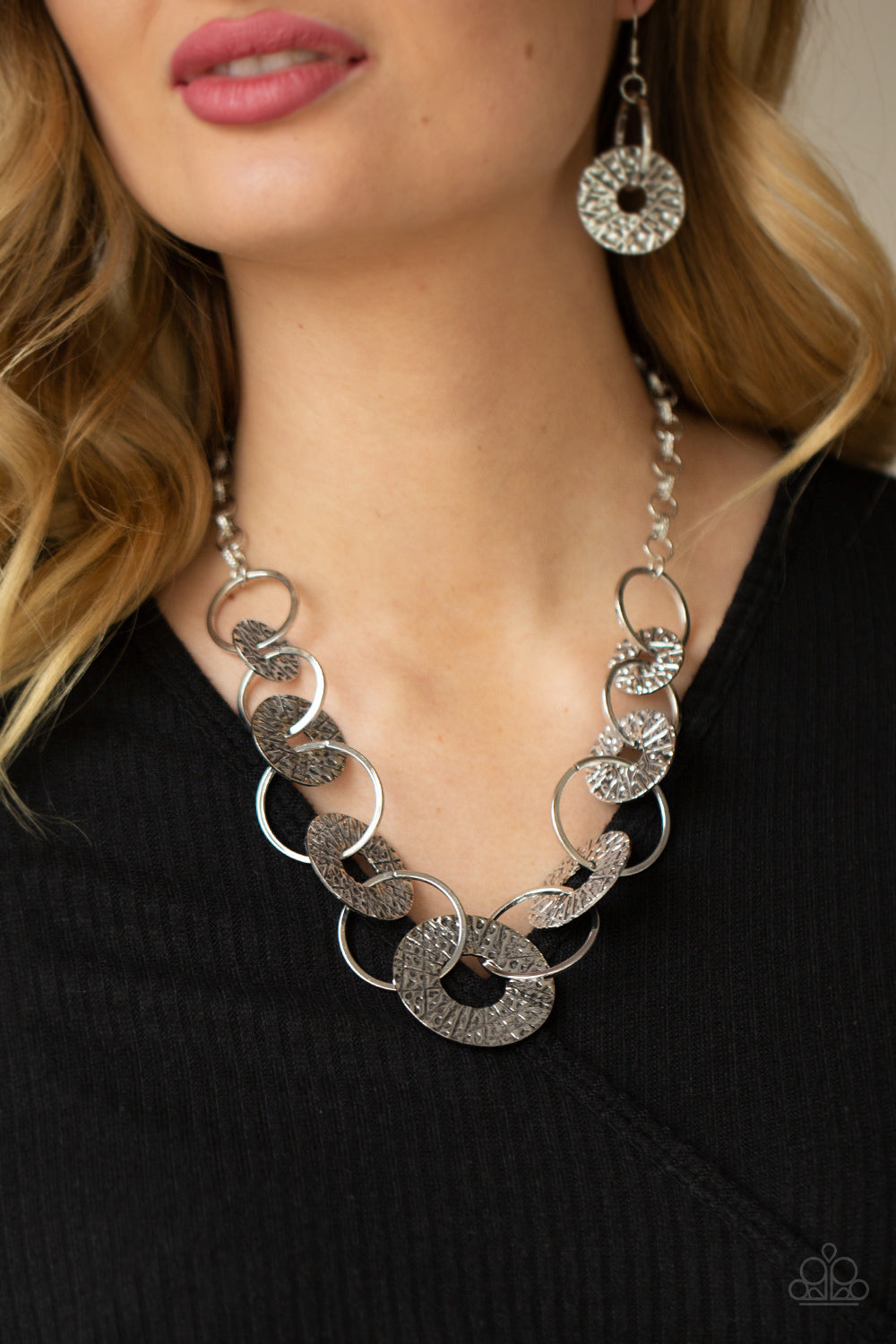 Paparazzi ♥ Industrial Envy - Silver ♥  Necklace