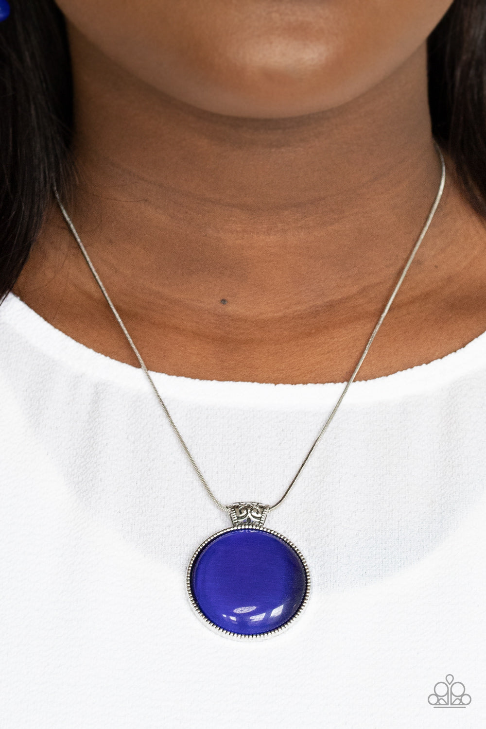 Paparazzi ♥ Look Into My Aura - Blue ♥  Necklace