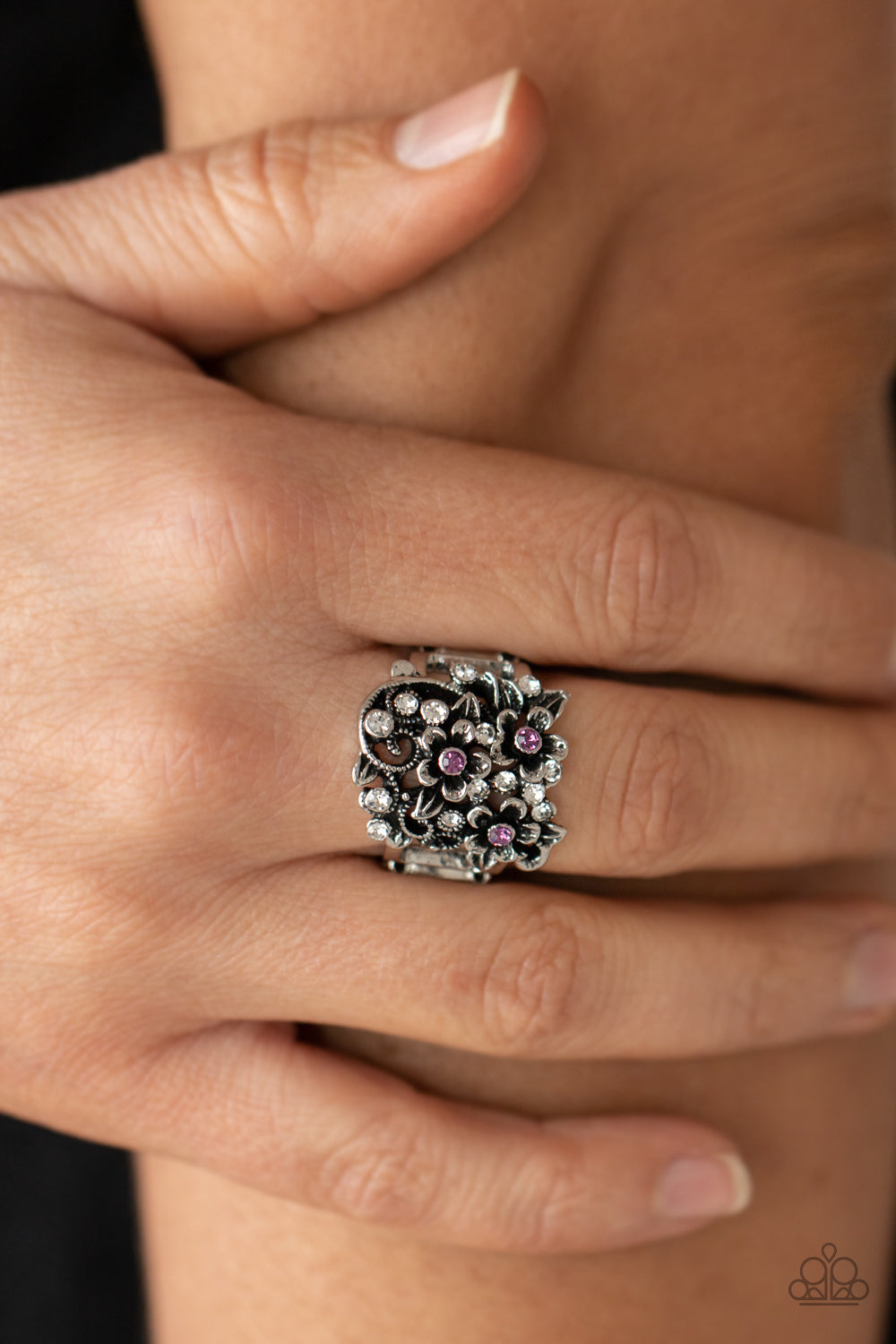 Paparazzi ♥ Perfectly Perennial - Purple ♥  Ring