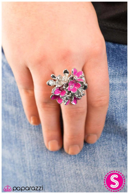floral-explosion-pink-p4wh-pkxx-037xx