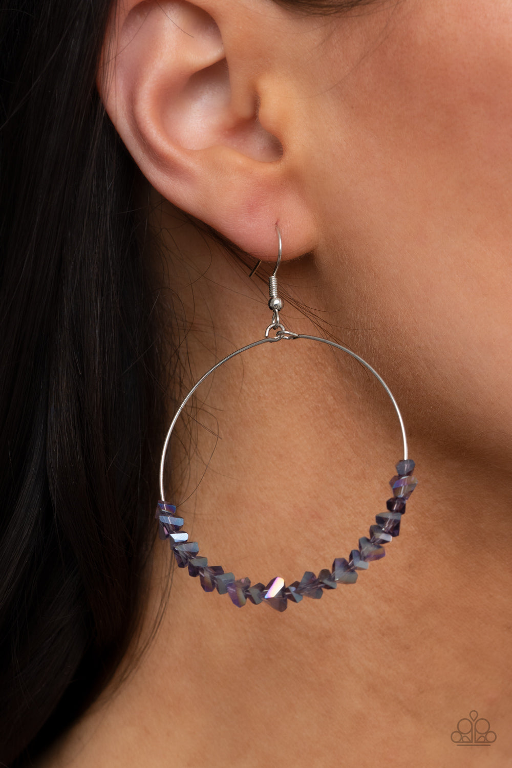 Paparazzi ♥ Glimmering Go-Getter - Purple ♥  Earrings