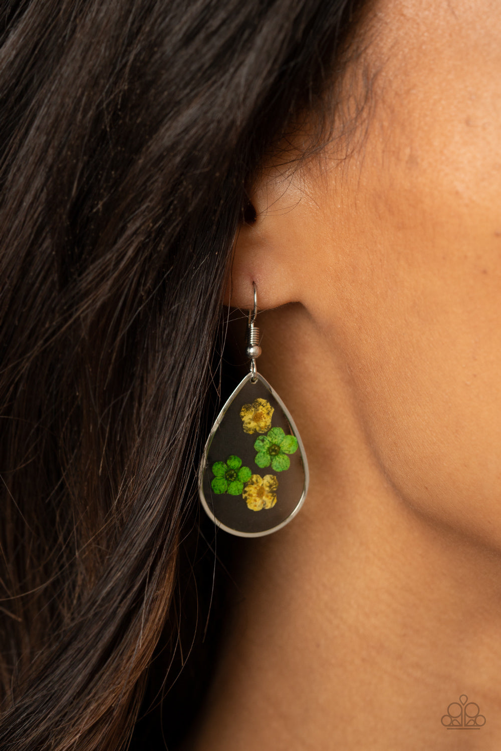 Paparazzi ♥ Perennial Prairie - Yellow ♥  Earrings