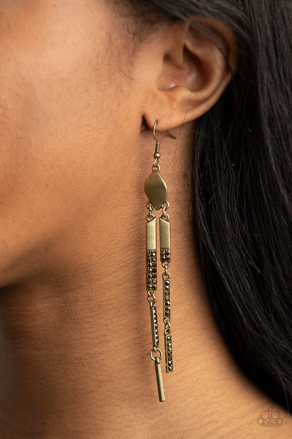 Paparazzi ♥ Defined Dazzle - Brass ♥  Earrings