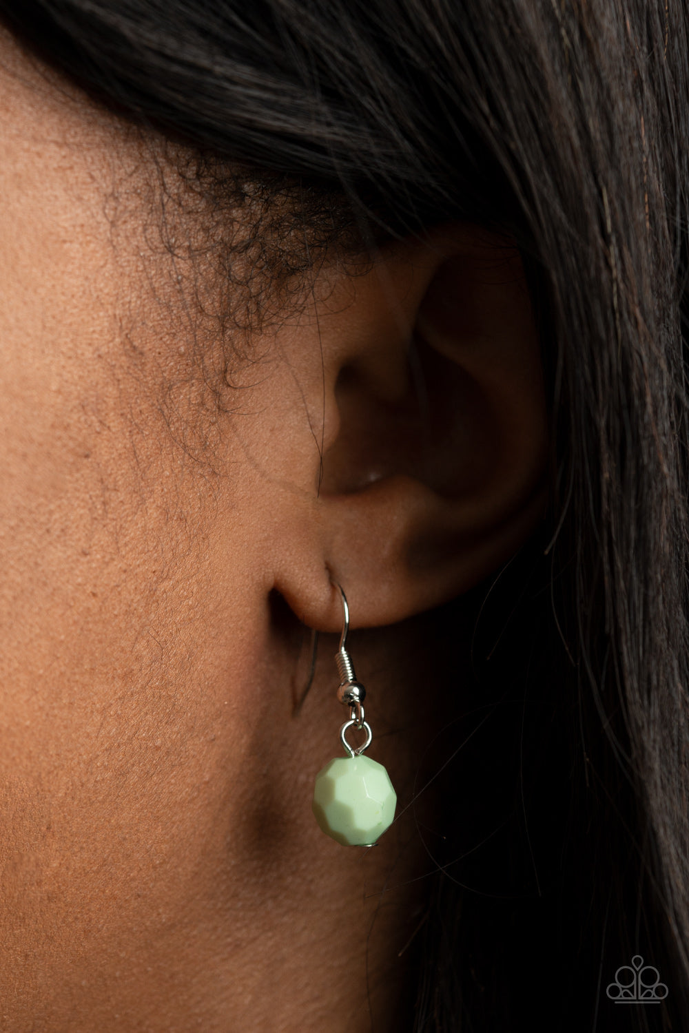 Paparazzi ♥ Extra Eloquent - Green ♥  Necklace