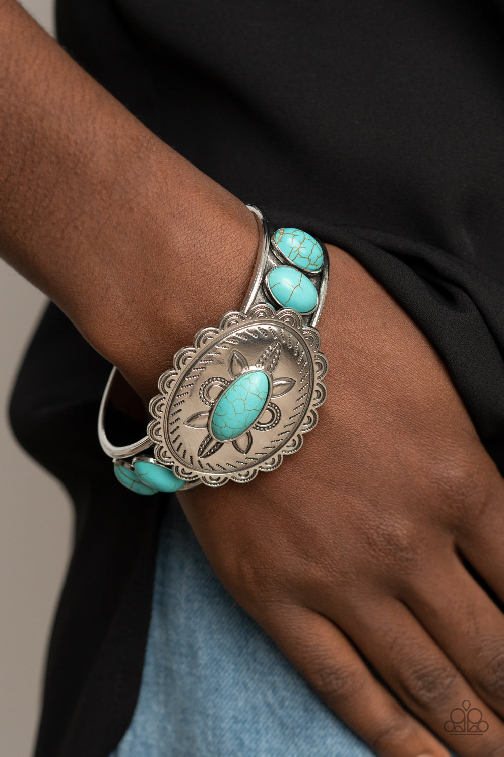 Paparazzi ♥ Canyon Heirloom - Blue ♥  Bracelet