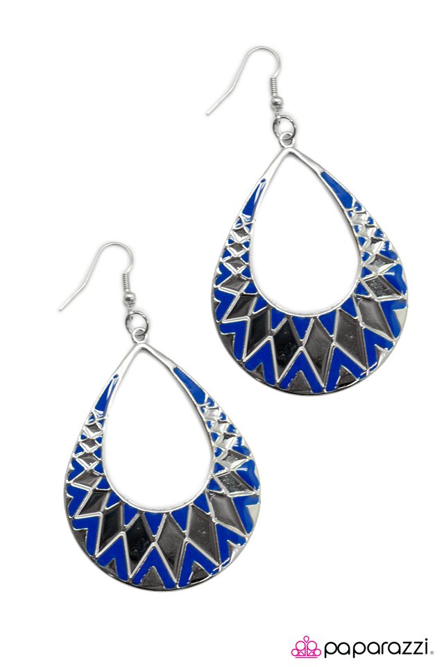 Paparazzi ♥ Shattered - Blue ♥ Earrings