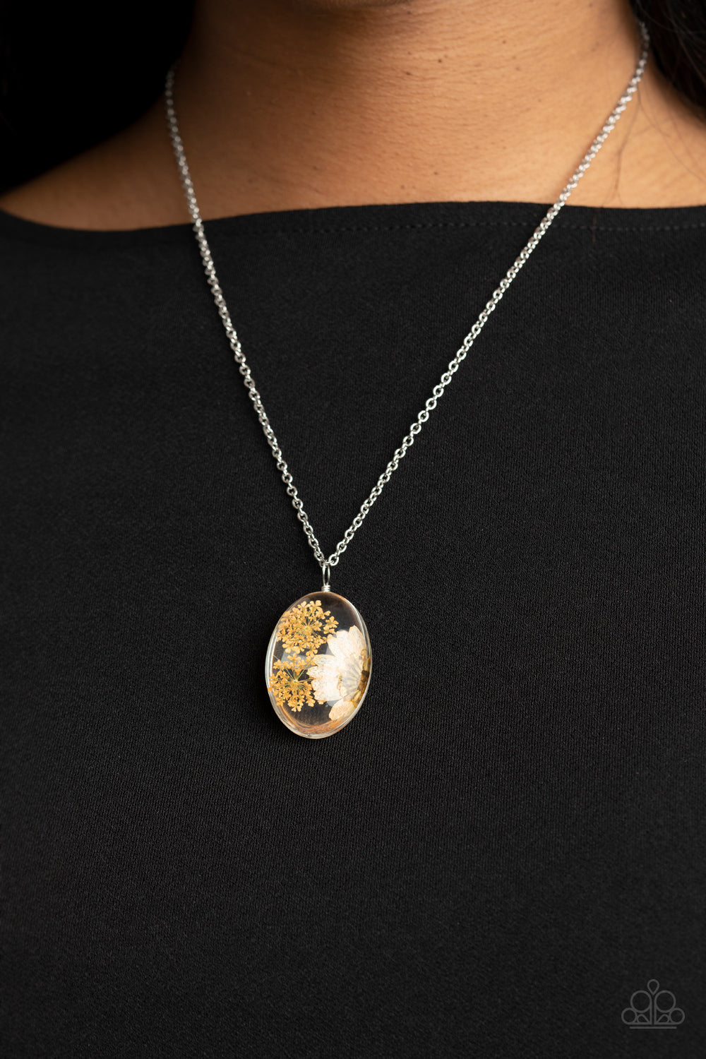 Paparazzi ♥ Boho Garden Parties - Orange ♥  Necklace