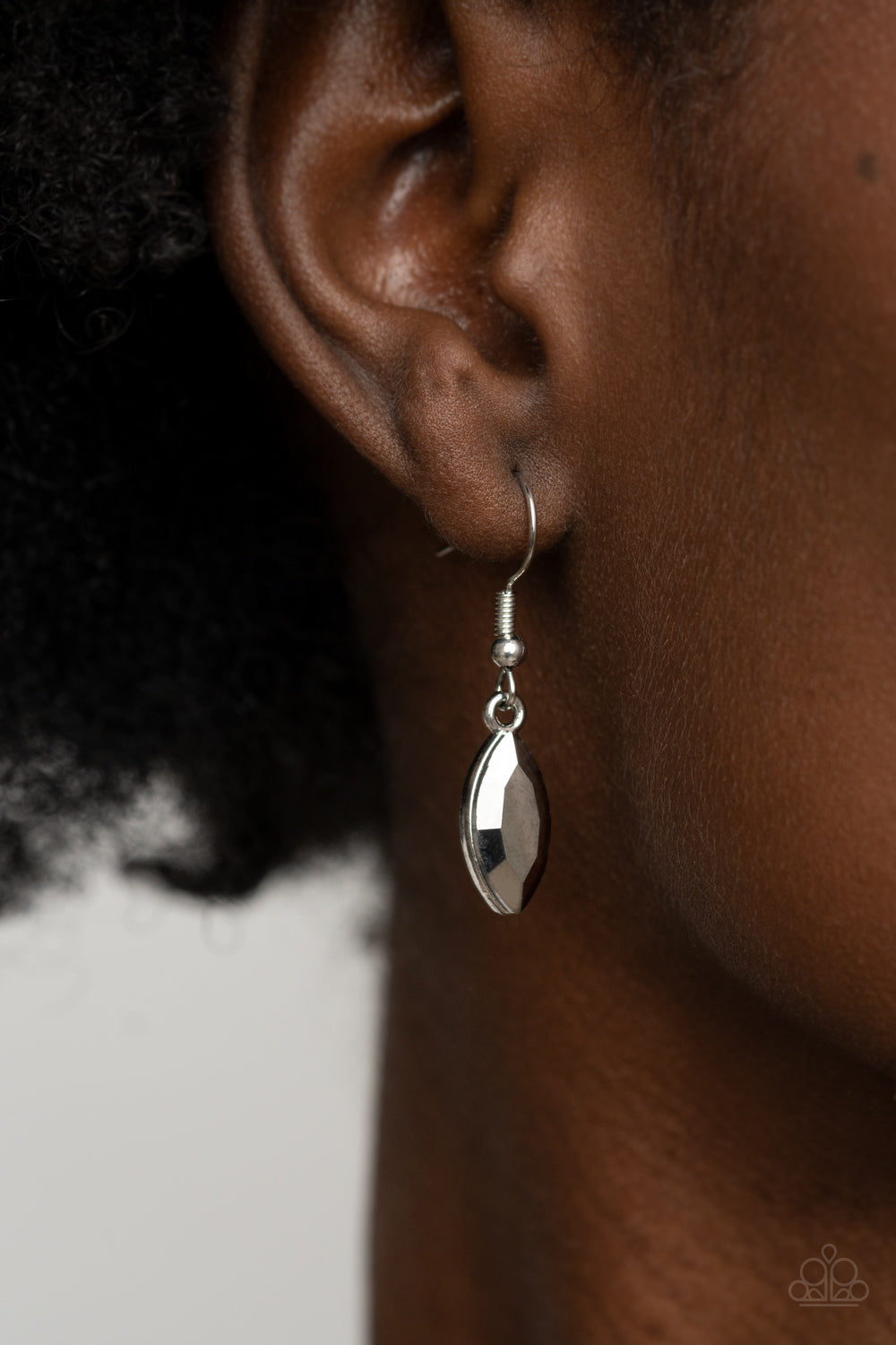 Paparazzi ♥ Icy Intensity - Silver ♥  Necklace