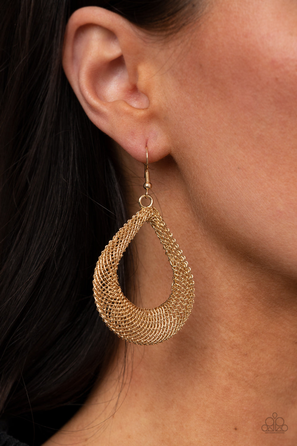 Paparazzi ♥ A Hot MESH - Gold ♥  Earrings