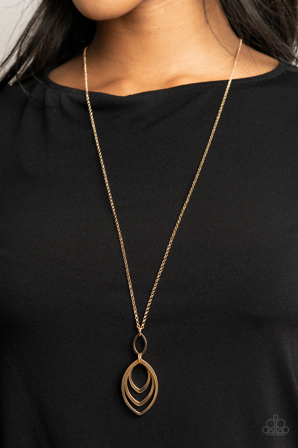 Paparazzi ♥ Dizzying Definition - Gold ♥  Necklace