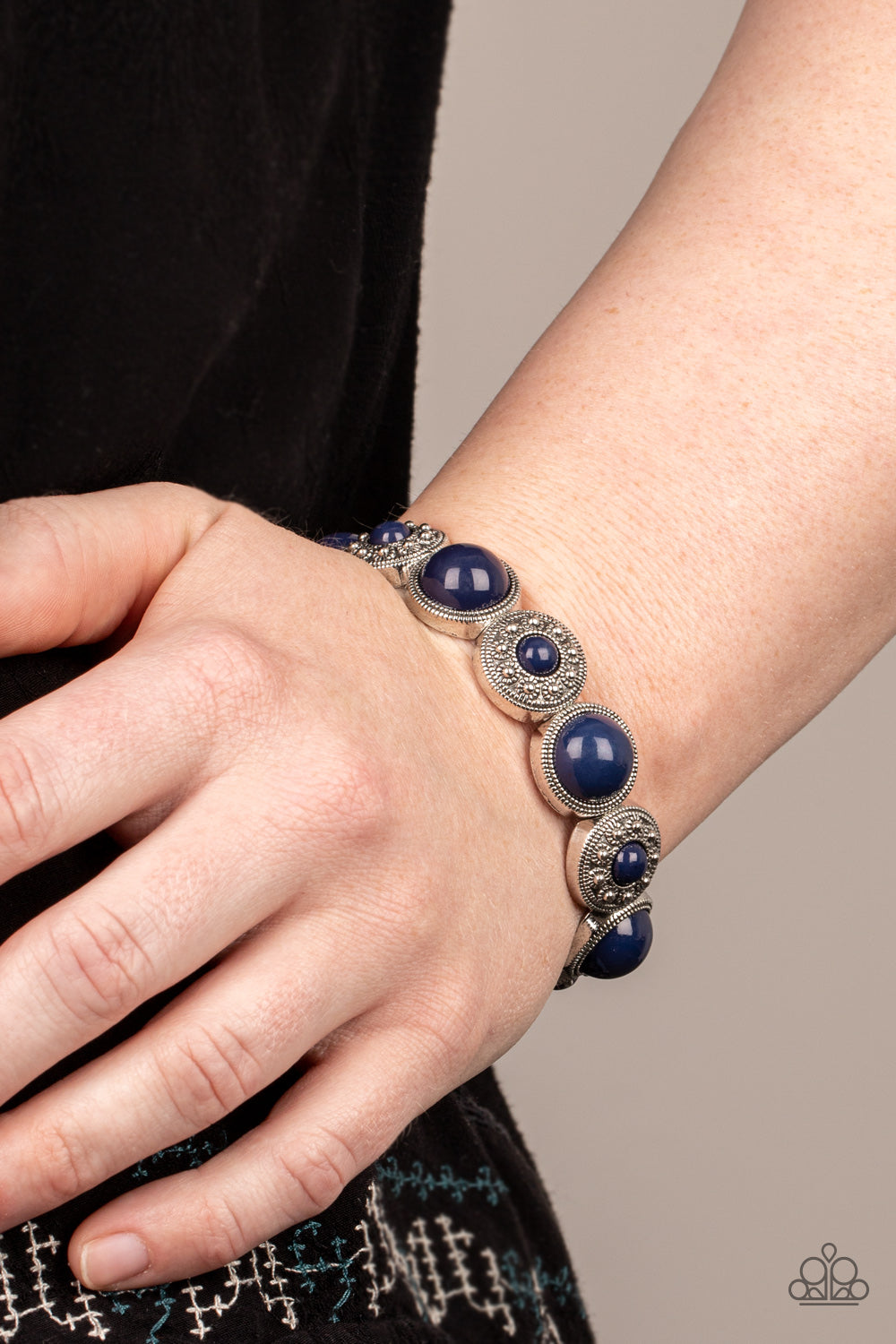 Paparazzi ♥ Garden Flair - Blue ♥  Bracelet