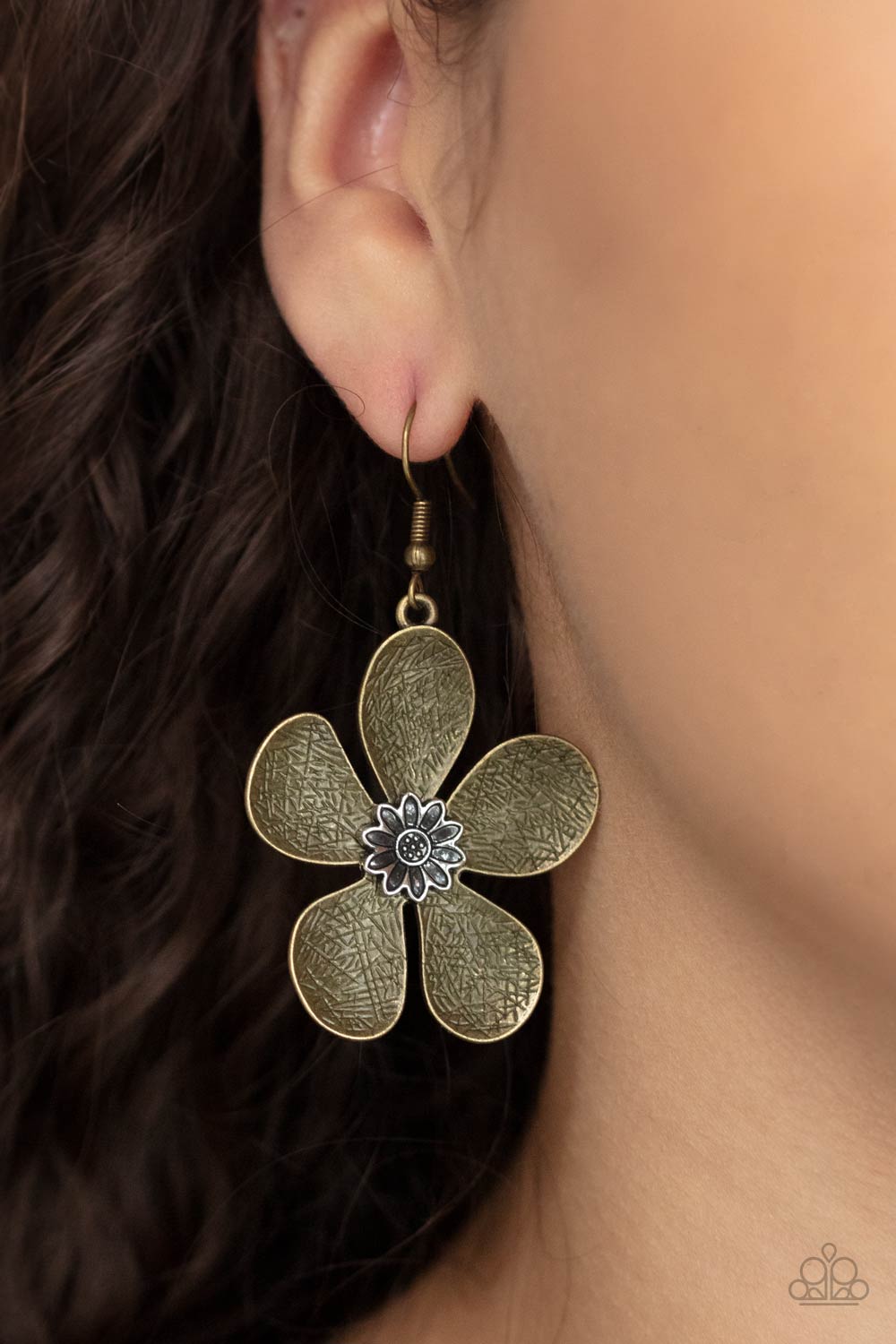 Paparazzi ♥ Fresh Florals - Brass ♥  Earrings