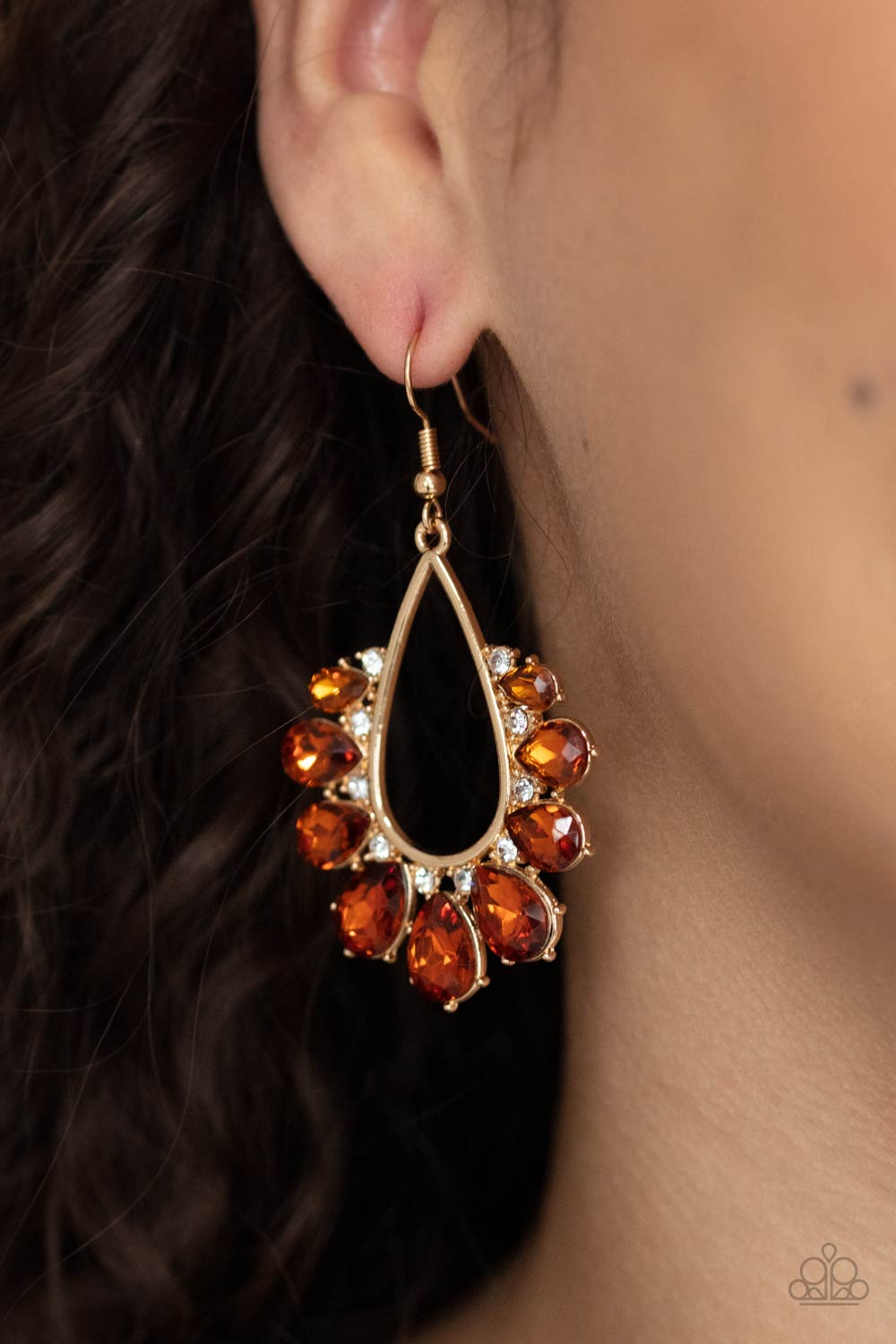 Paparazzi ♥ Two Can Play That Game - Brown ♥  Earrings