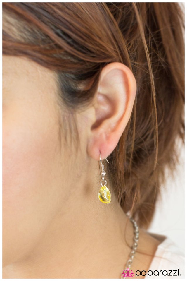 Paparazzi ♥ You Are My Sunshine - Yellow ♥ Necklace