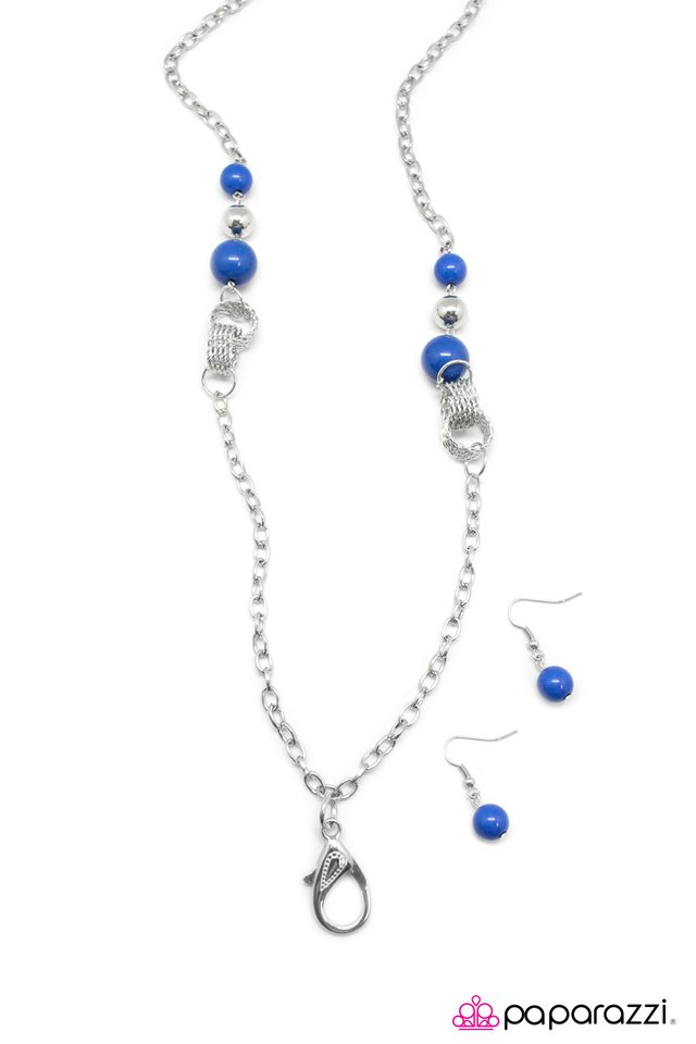 Paparazzi ♥ The New Girl - Blue ♥ Lanyard